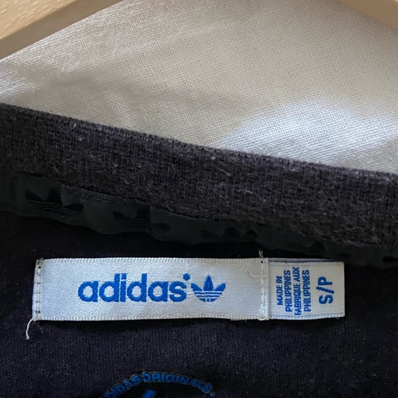 Adidas cropped t-shirt - Picture 2 of 3